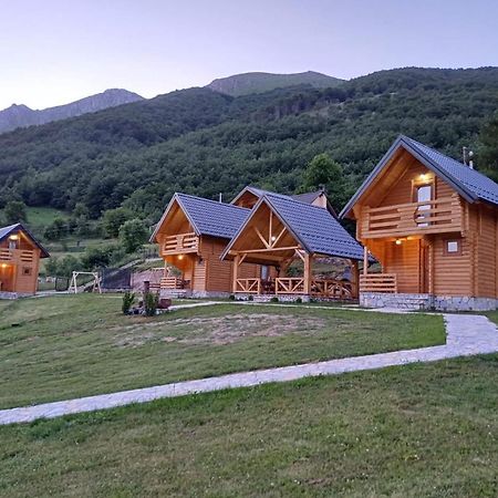 Soulrest Ekoresort - Mehov Konak Gusinje ภายนอก รูปภาพ