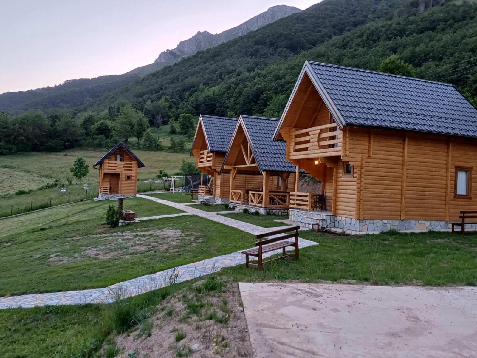 Soulrest Ekoresort - Mehov Konak Gusinje ภายนอก รูปภาพ