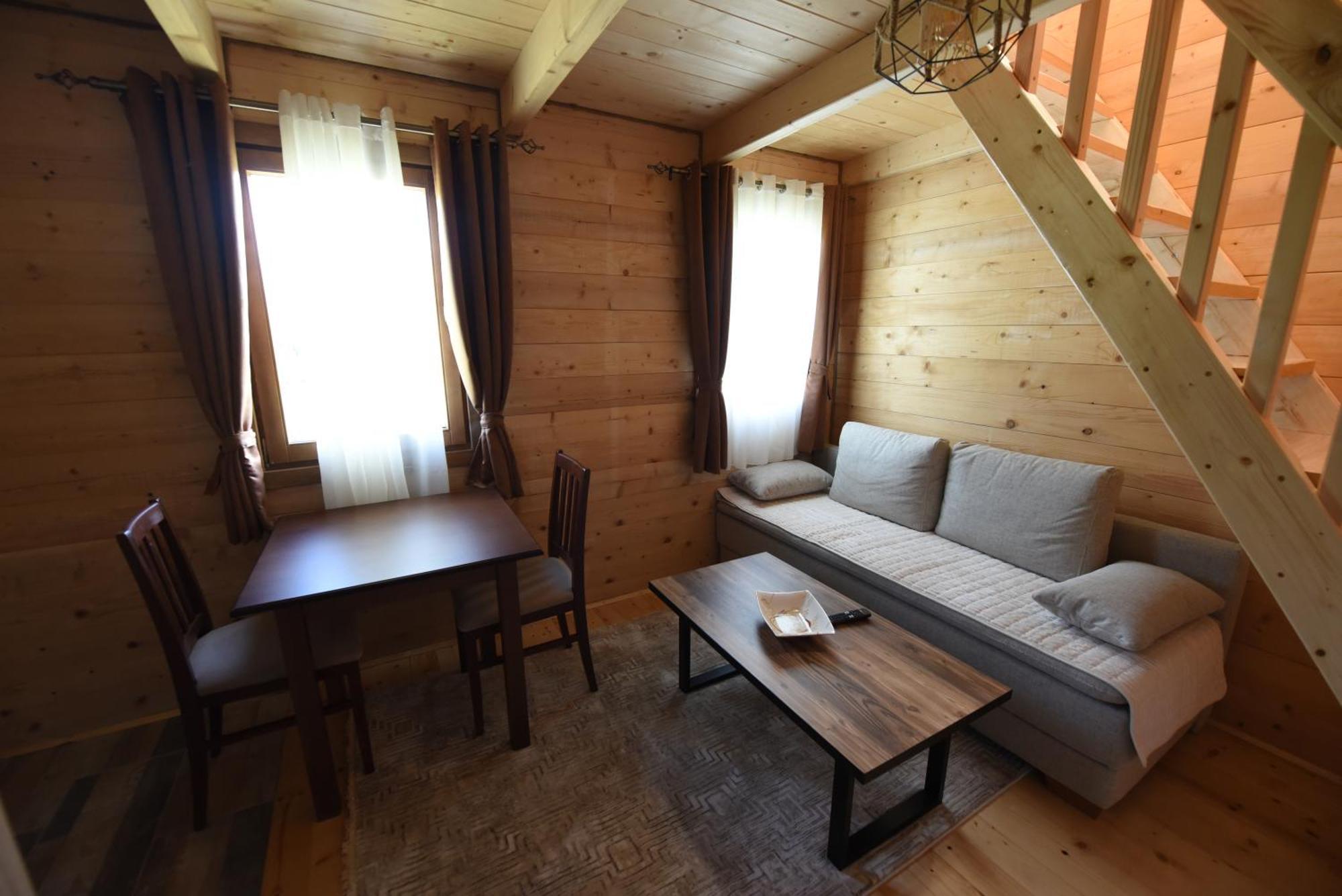 Soulrest Ekoresort - Mehov Konak Gusinje ภายนอก รูปภาพ