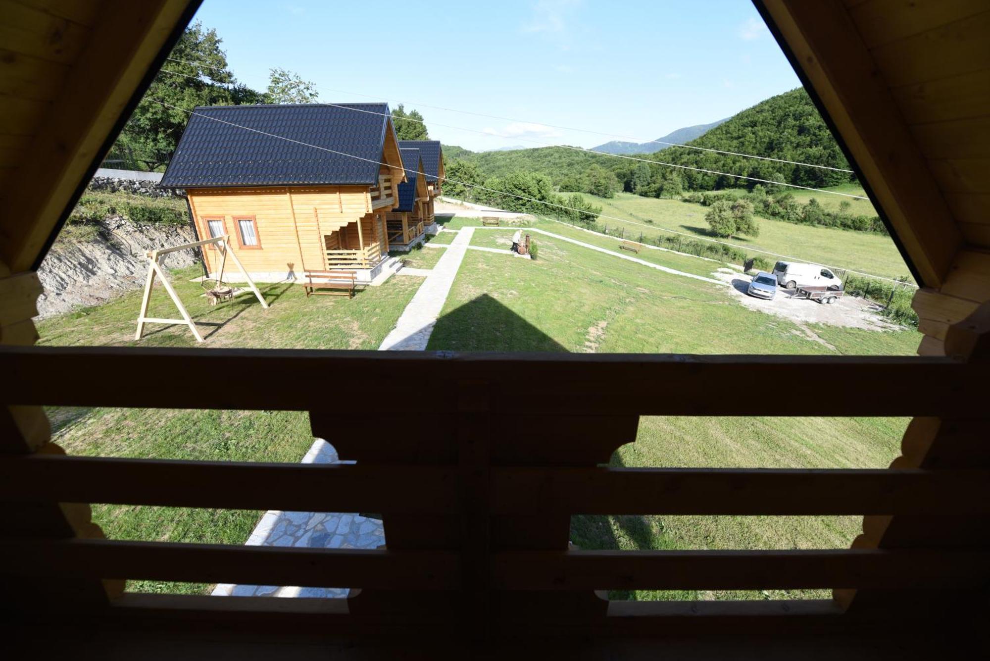 Soulrest Ekoresort - Mehov Konak Gusinje ภายนอก รูปภาพ