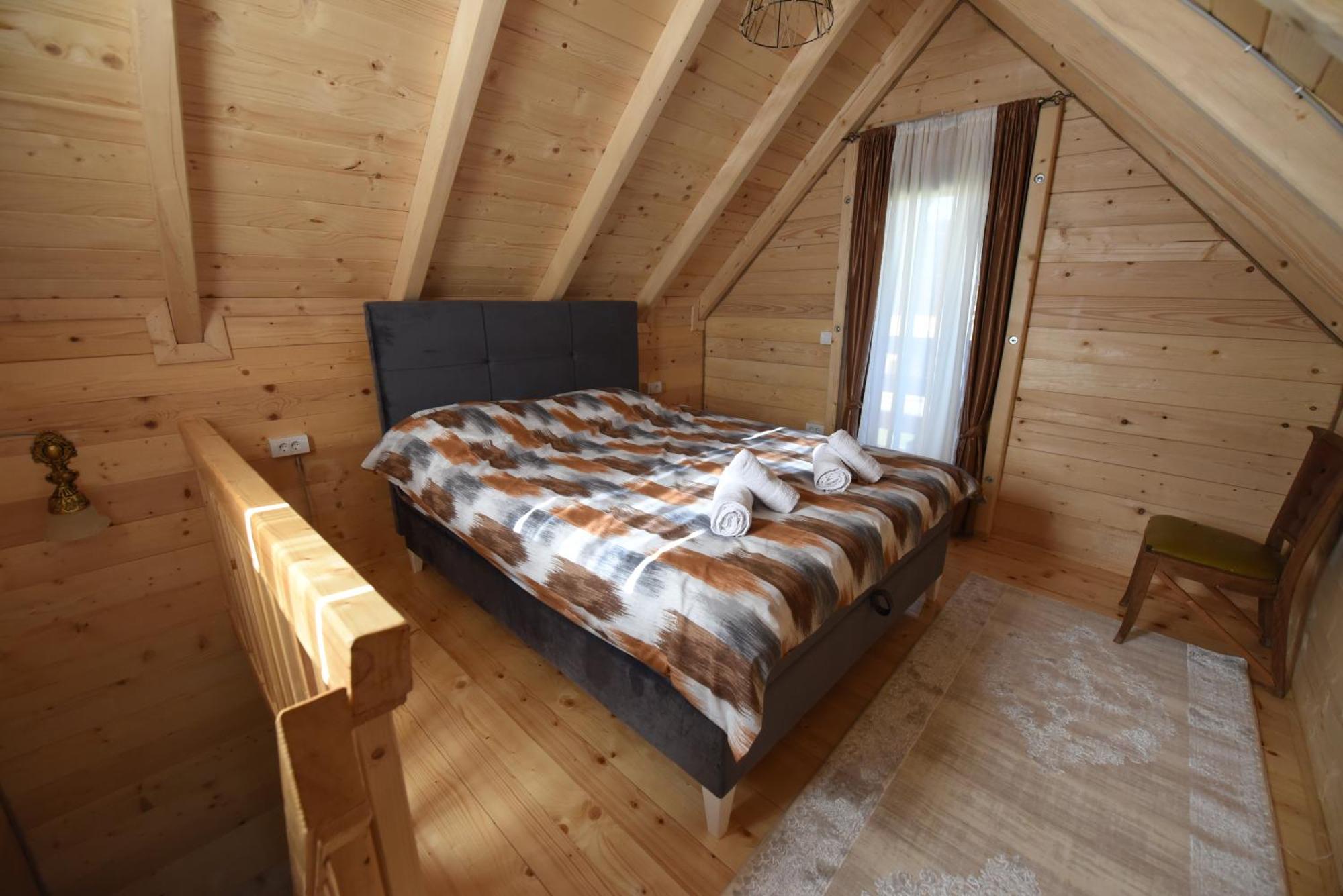 Soulrest Ekoresort - Mehov Konak Gusinje ภายนอก รูปภาพ