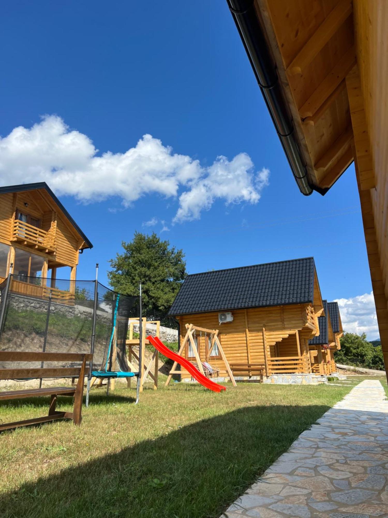 Soulrest Ekoresort - Mehov Konak Gusinje ภายนอก รูปภาพ